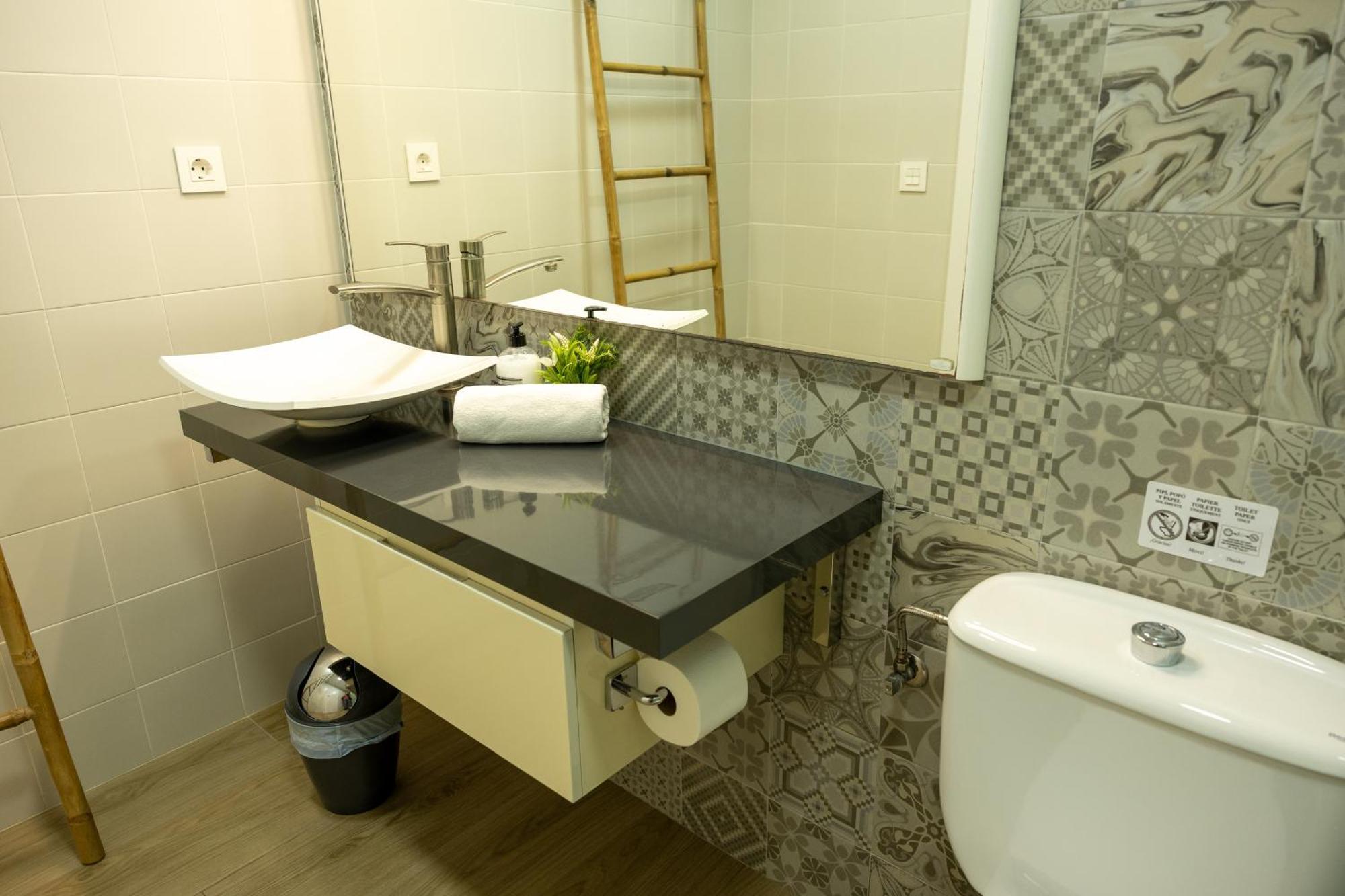 Dalt Vila Salou Deluxe Экстерьер фото